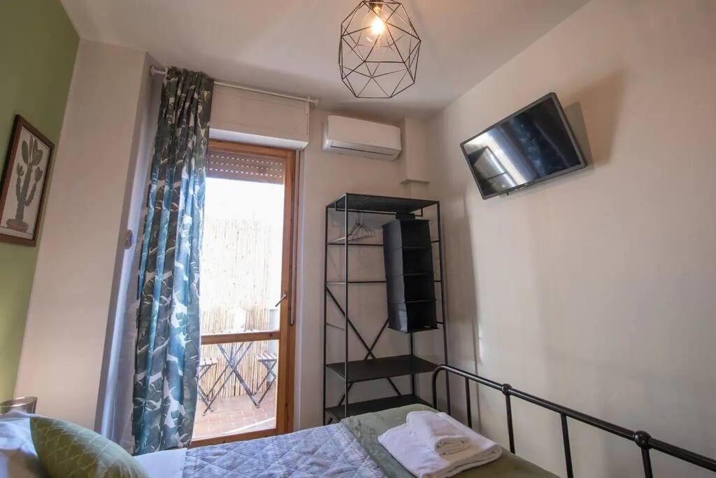 Alice'S Guest Parking & Wi-Fi Apartment ปิซา ภายนอก รูปภาพ