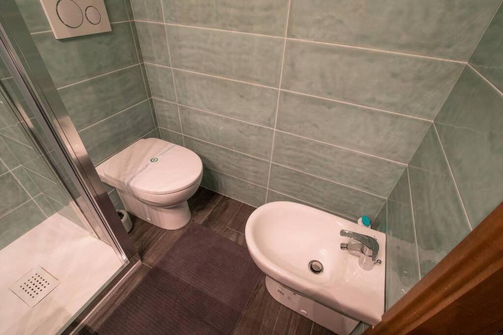 Alice'S Guest Parking & Wi-Fi Apartment ปิซา ภายนอก รูปภาพ